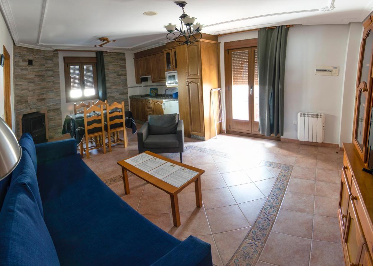Apartamentos Rurales El Prado Пінофранкеадо Екстер'єр фото