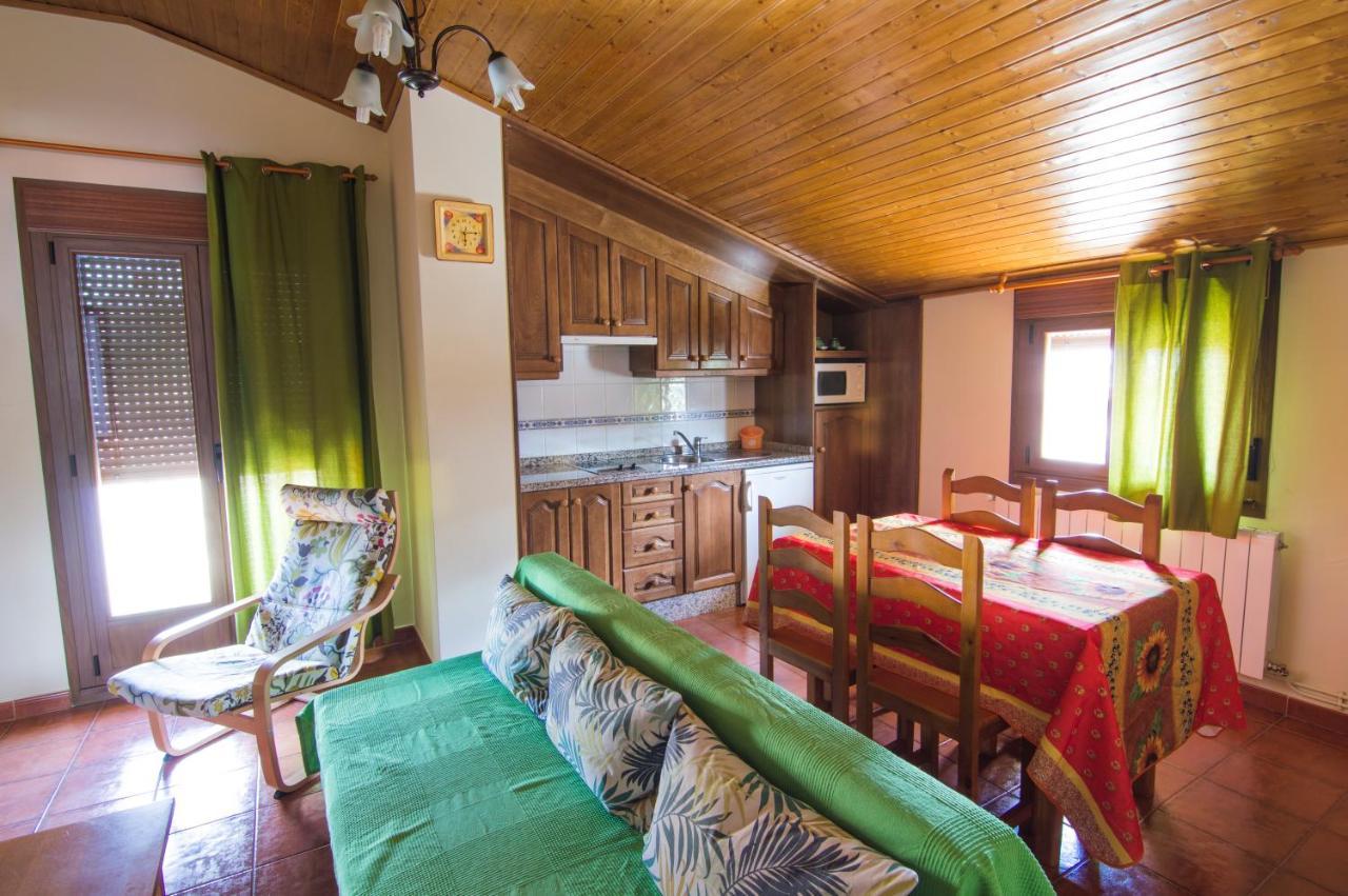Apartamentos Rurales El Prado Пінофранкеадо Екстер'єр фото