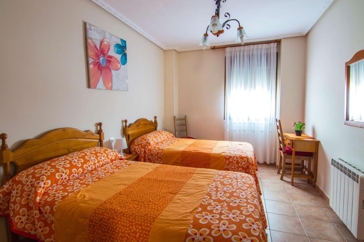 Apartamentos Rurales El Prado Пінофранкеадо Екстер'єр фото