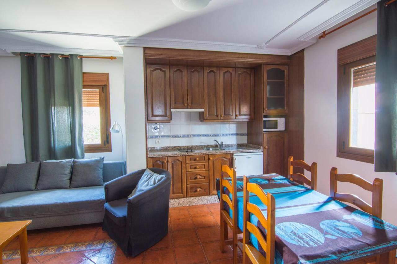 Apartamentos Rurales El Prado Пінофранкеадо Екстер'єр фото