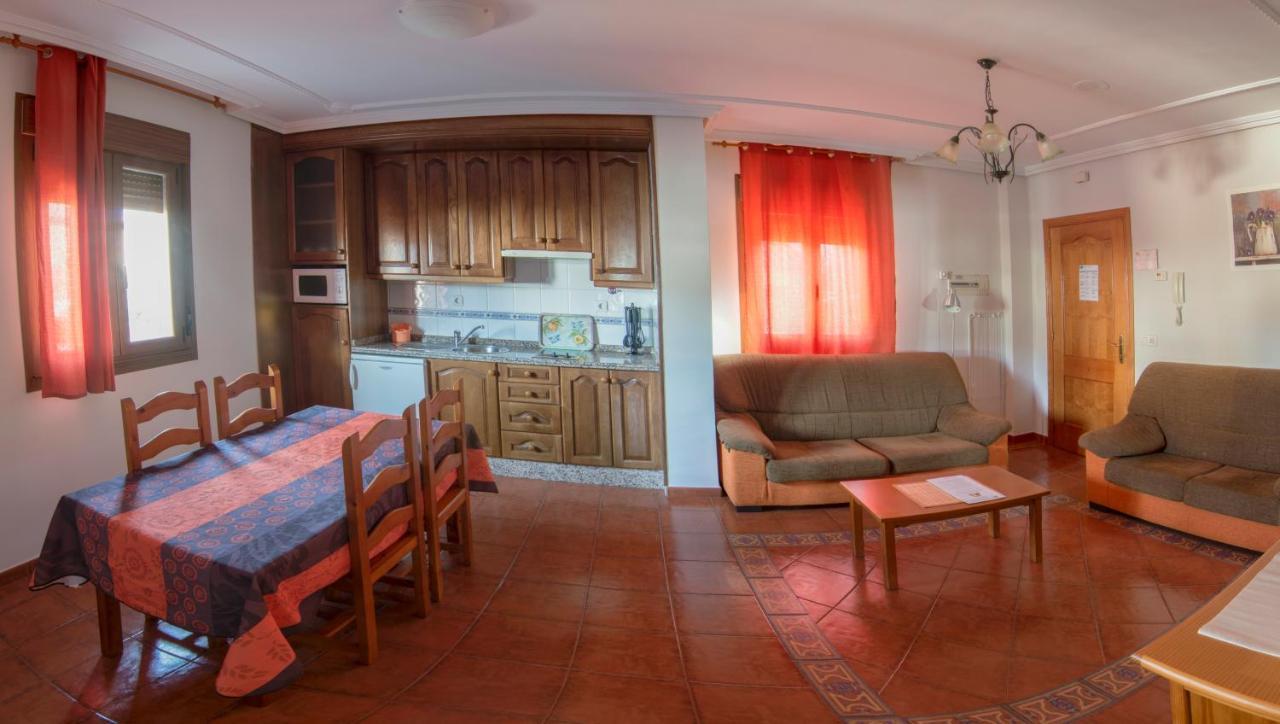Apartamentos Rurales El Prado Пінофранкеадо Екстер'єр фото