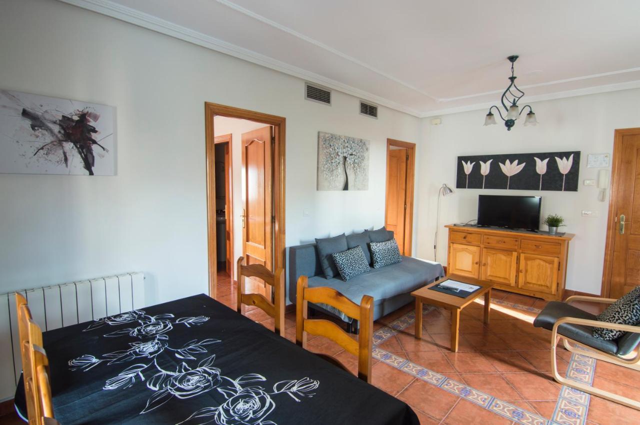 Apartamentos Rurales El Prado Пінофранкеадо Екстер'єр фото