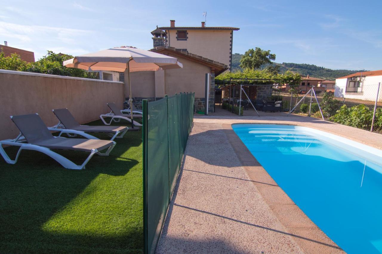 Apartamentos Rurales El Prado Пінофранкеадо Екстер'єр фото