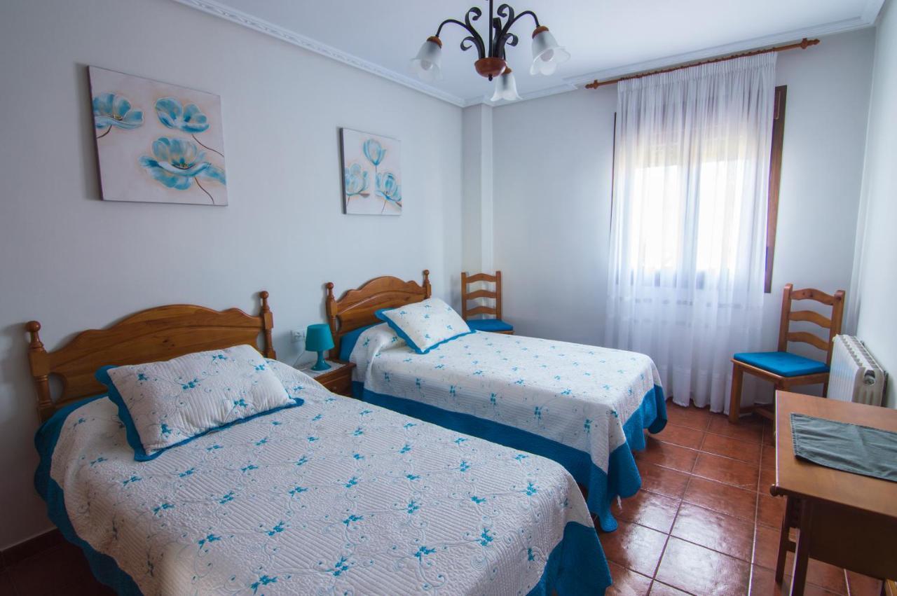 Apartamentos Rurales El Prado Пінофранкеадо Екстер'єр фото