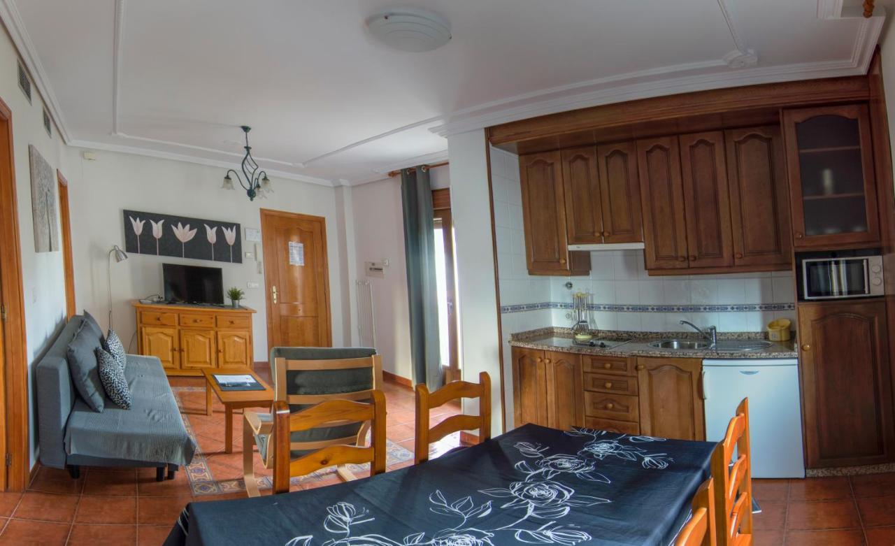 Apartamentos Rurales El Prado Пінофранкеадо Екстер'єр фото