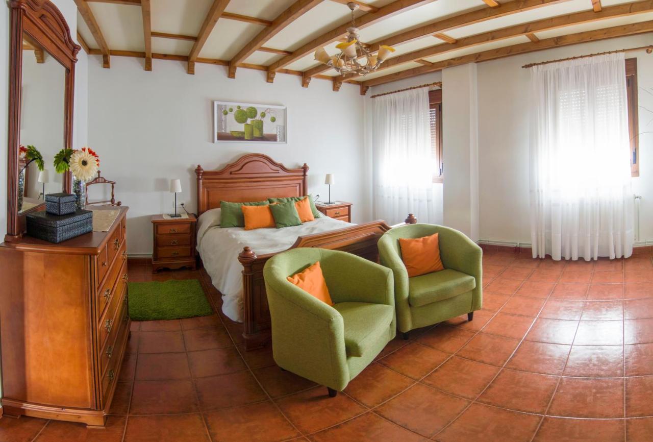 Apartamentos Rurales El Prado Пінофранкеадо Екстер'єр фото