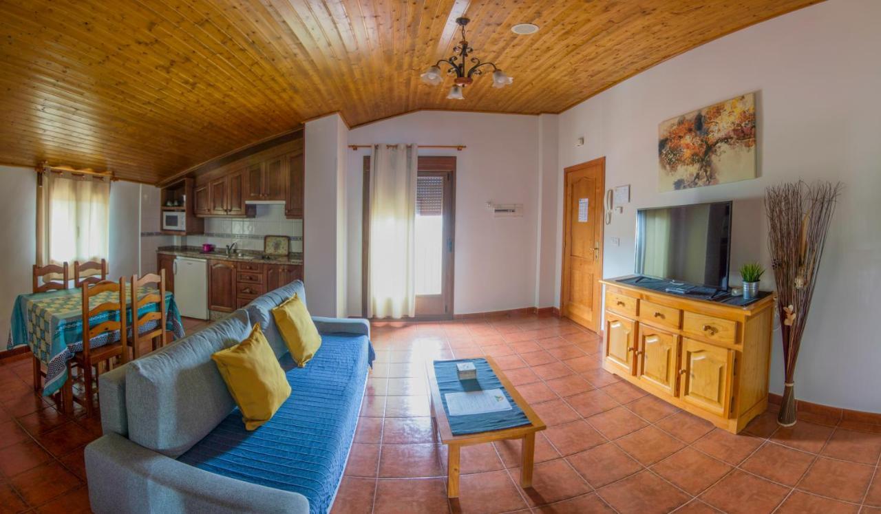 Apartamentos Rurales El Prado Пінофранкеадо Екстер'єр фото