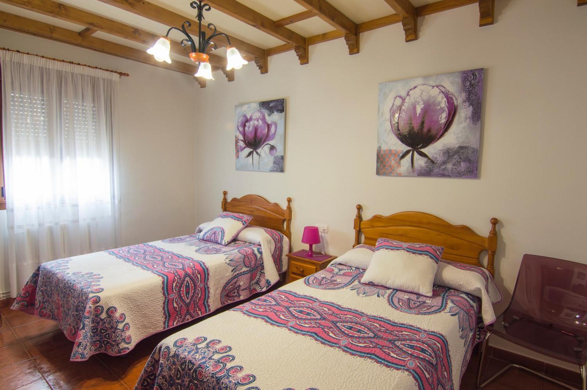 Apartamentos Rurales El Prado Пінофранкеадо Екстер'єр фото